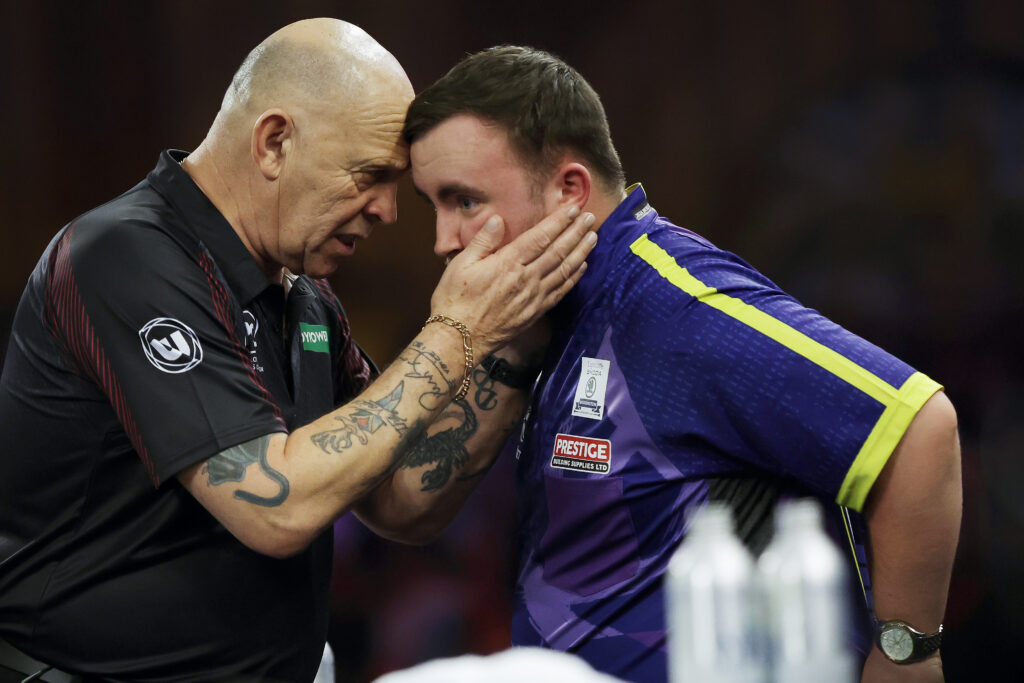 PDC World Darts Championship Final 2023/4 Luke Littler v Luke Humphries